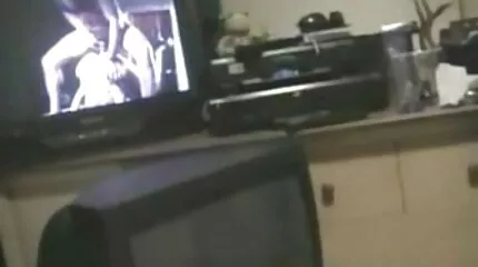 Вимоглива злодійка мастурбує перед смотреть онлайн порно фільми сексом з вульвою