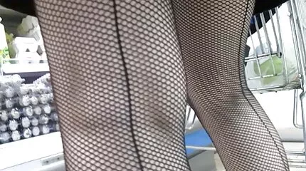 Ця хтива сучка обожнює смоктати член порно фільми безкоштовно